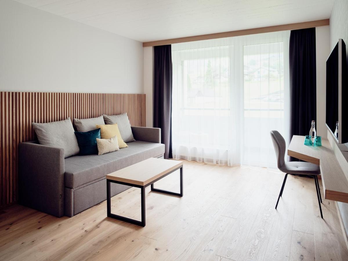 Hotel Neu-Schoenstatt Quarten エクステリア 写真