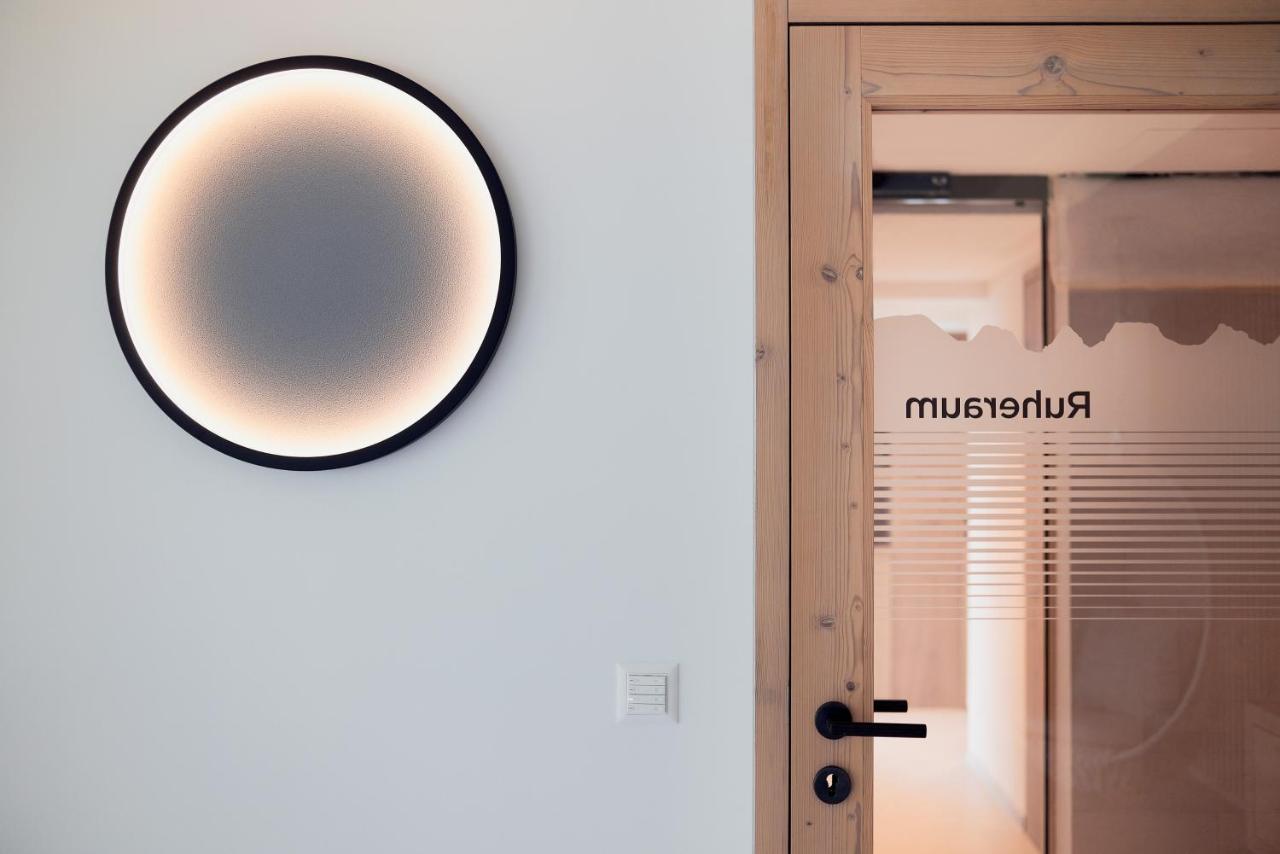 Hotel Neu-Schoenstatt Quarten エクステリア 写真