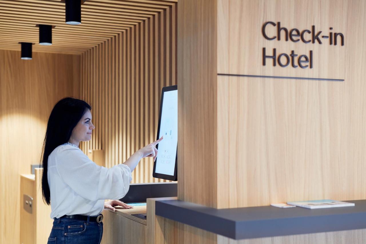 Hotel Neu-Schoenstatt Quarten エクステリア 写真