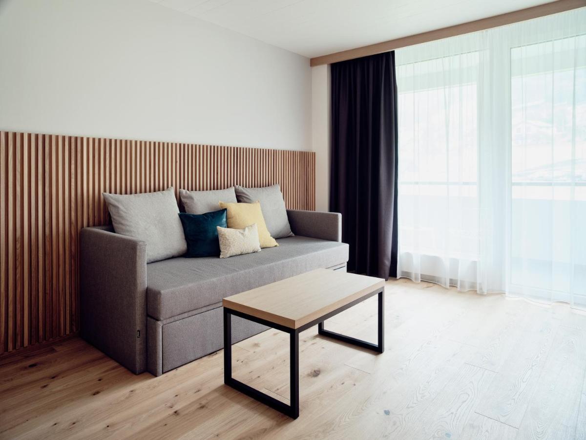 Hotel Neu-Schoenstatt Quarten エクステリア 写真